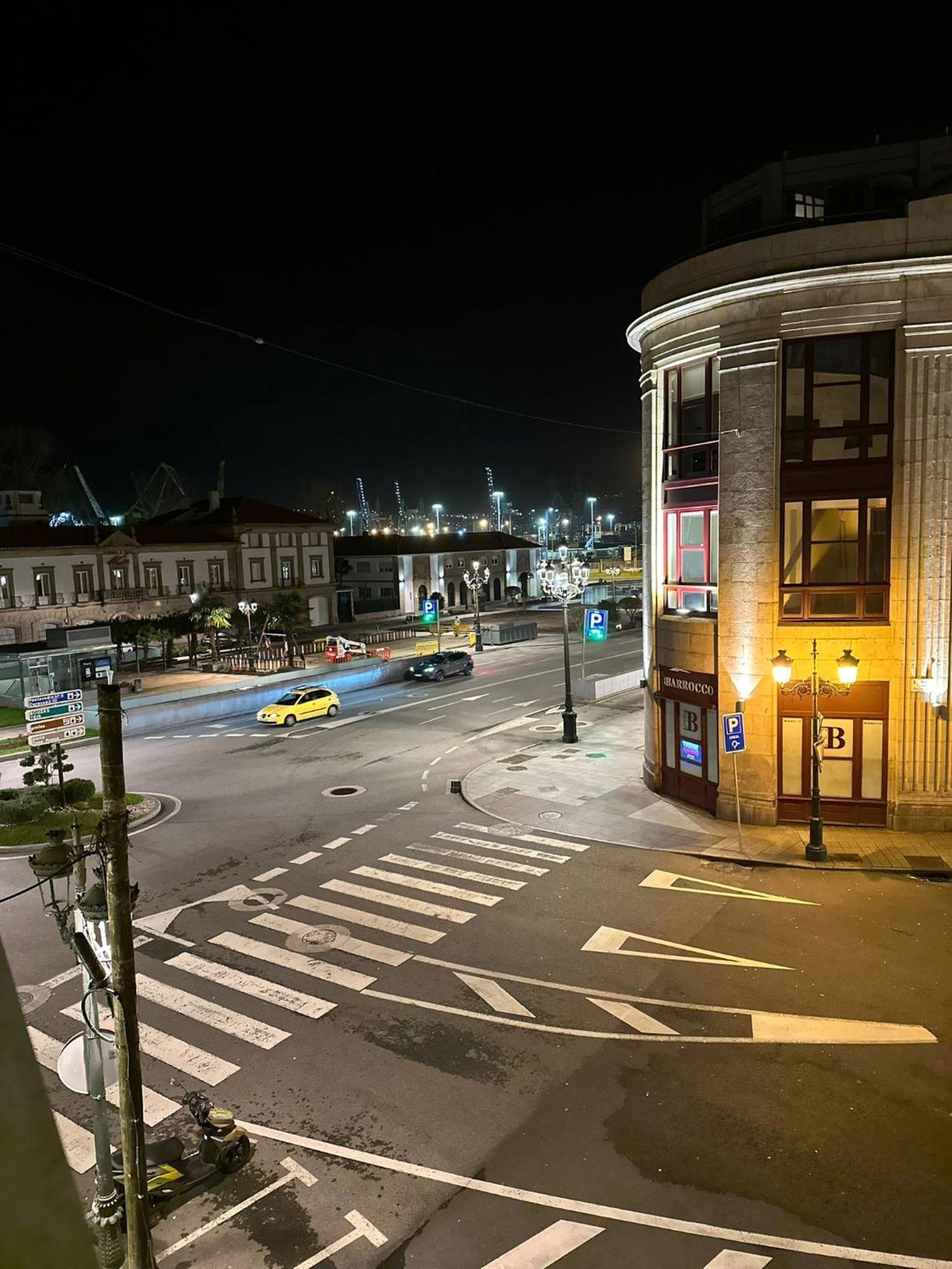 Central Suites Arenal ヴィーゴ エクステリア 写真
